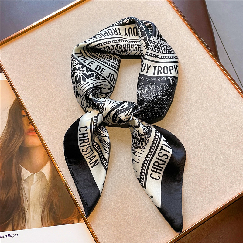 Saputangan Satin Sutra Cetak H - Women Fashion Necktie ulasan dan harga
